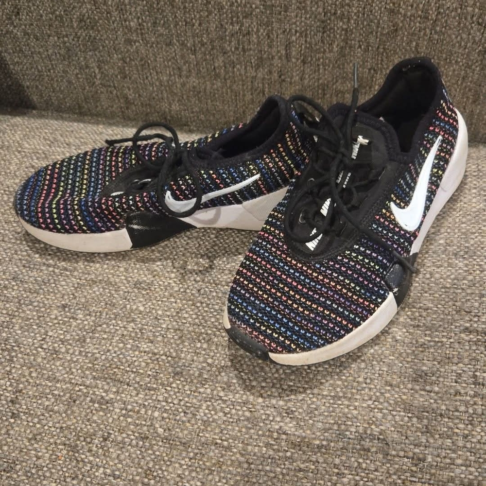 NIKE‎ Black/Rainbow Ashin Flyknit Youth Running Shoes Size 3Y